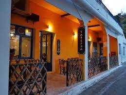 ΕΣΤΙΑΤΟΡΙΟ ΤΑΒΕΡΝΑ ΠΛΑΤΑΝΟΣ ΑΝΔΡΟΣ ΚΥΚΛΑΔΕΣ