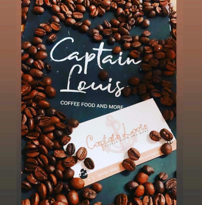 ΚΑΦΕΤΕΡΙΑ CAFE BAR CAPTAIN LOUIS ΚΕΑ