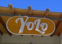 ΕΣΤΙΑΤΟΡΙΟ ΚΑΦΕΤΕΡΙΑ YOLO RESTAURANT ΚΑΡΤΕΡΑΔΟΣ ΣΑΝΤΟΡΙΝΗ ΚΥΚΛΑΔΕΣ DAUTI YOLO OE