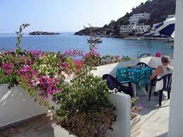 ΕΝΟΙΚΙΑΖΟΜΕΝΑ ΔΩΜΑΤΙΑ ΕΣΤΙΑΤΟΡΙΟ ΗΛΙΟΣ ΛΟΥΤΡΟ ΣΦΑΚΙΑ ΧΑΝΙΑ ΚΡΗΤΗ