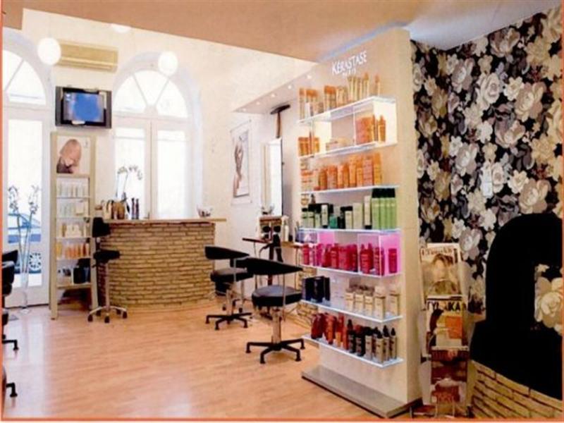 ΚΟΜΜΩΤΗΡΙΟ HAIR STYLE STELLA ΤΗΝΟΣ ΜΠΟΤΣΗ ΣΤΕΛΛΑ