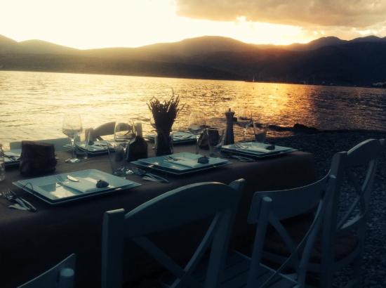 ΕΣΤΙΑΤΟΡΙΟ ΤΑΒΕΡΝΑ ΜΑΪΣΤΡΑΛΙ ΙΤΕΑ ΦΩΚΙΔΑ