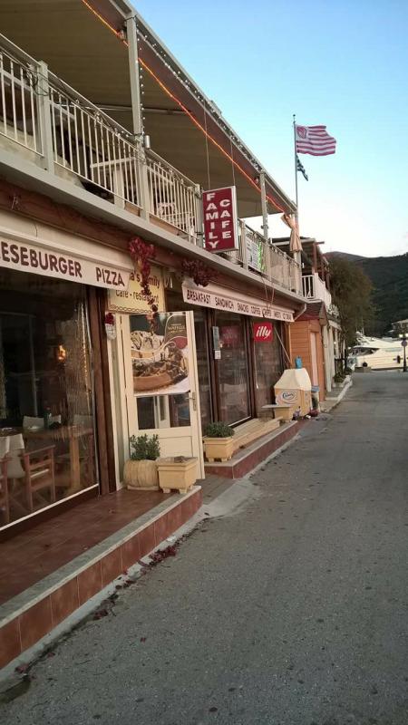 ΚΑΦΕΤΕΡΙΑ ΚΑΦΕ ΜΠΑΡ FAMILY CAFE ΣΥΒΟΤΑ ΒΑΣΙΛΙΚΗ ΛΕΥΚΑΔΑ